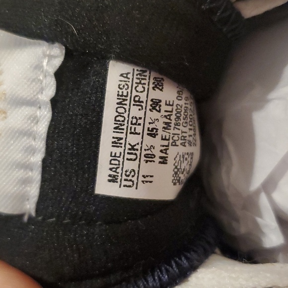 Adidas Dragon Shoes - Picture 7 of 7